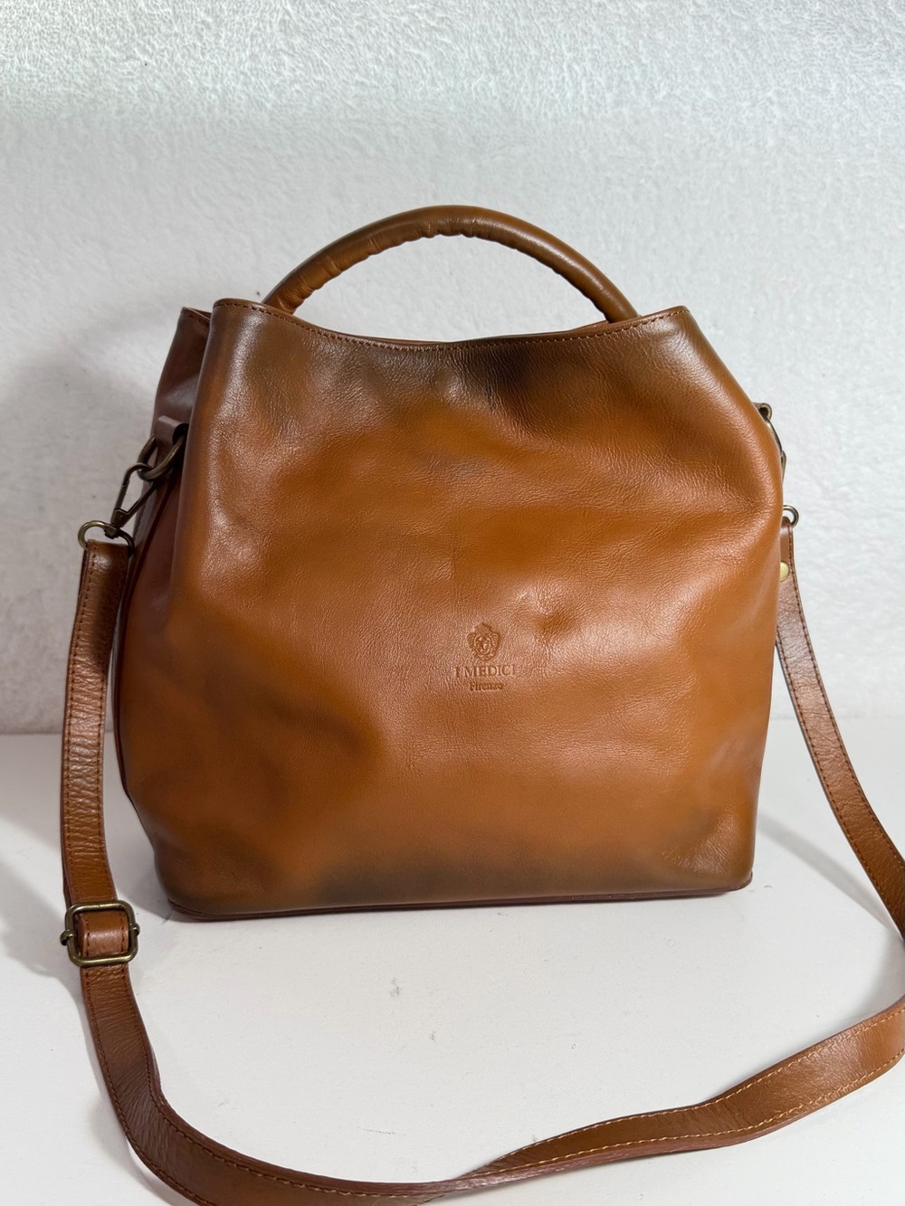 I Medici Firenze 1575 Camilla Leather Bucket Bag Cognac Made in Italy Purse